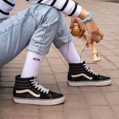 BOX LOGO SOCKS WHITE